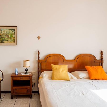 Apartamento Casa De Rocco No Check In After 19 00 Brescia Exterior foto